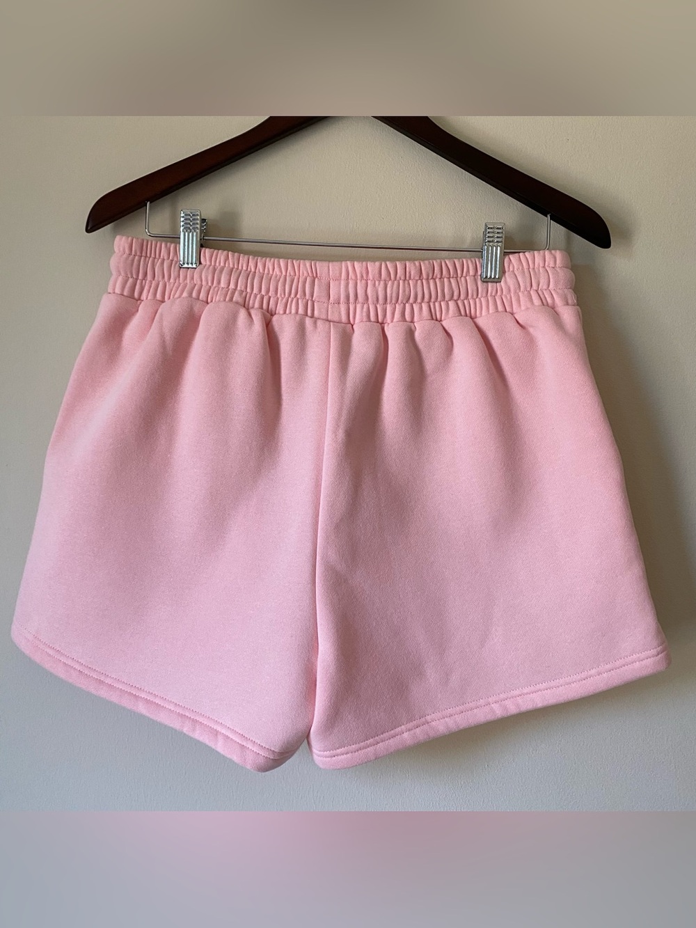 WILO Pink Fleece Jog Shorts Logo Lounge Athleisure Comfy Sweatshorts NWT M - Picture 7 of 12